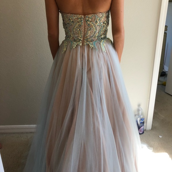 Prom dress - Picture 2 of 2